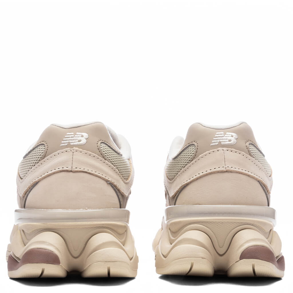 New Balance 9060 - Bone/Sparrow