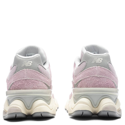 New Balance 9060 - December Sky